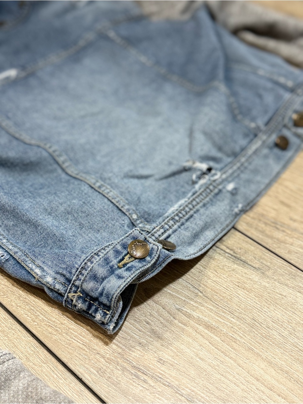 Free People Denim Hoodie Jacket M Distressed Knit Sleeve Jacket - Picture 8 of 16